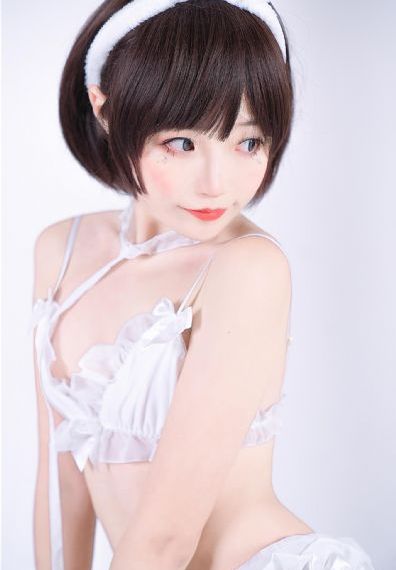 圆舞曲女郎_吉吉电影在线观看