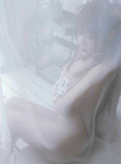 日本《浴室狂欢》电影_BD英语高清在线