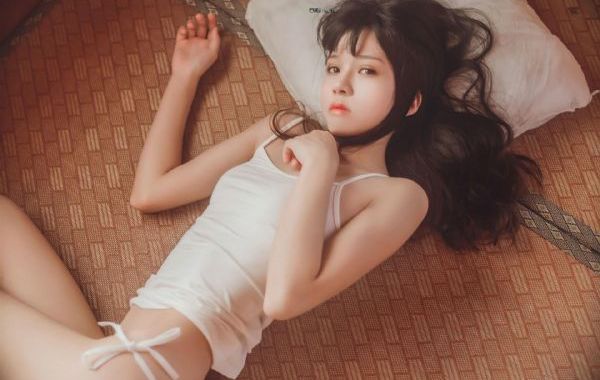 公司的艳遇_高清免费在线播放