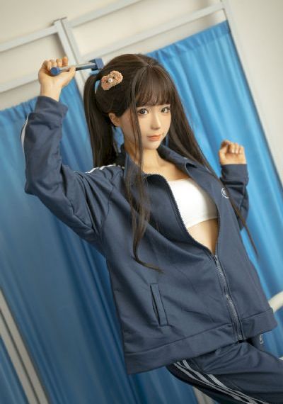 美女一级生活片_剧情片免费播放