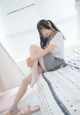 《偷窥女教师》在线观看_DVD完整在线观看